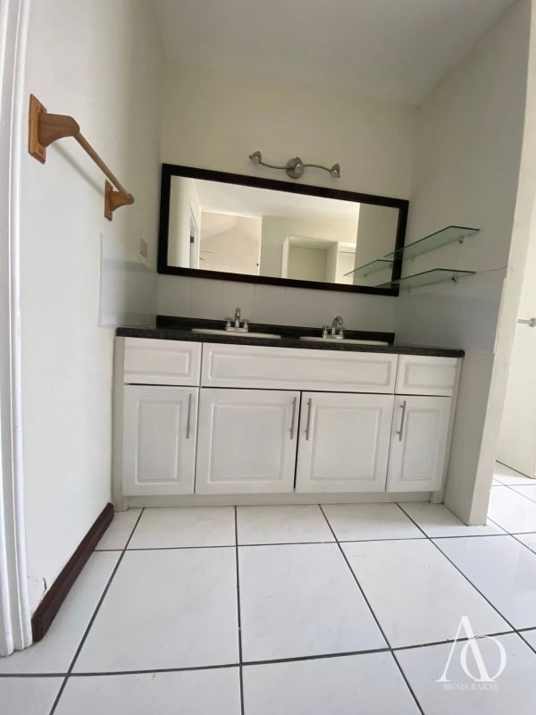Casa en Alquiler en Monte Azul II, zona 13 / EN DIRECTO - 5