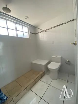 Casa en Alquiler en Monte Azul II, zona 13 / EN DIRECTO — Casa en Alquiler en Monte Azul, Zona 13, Guatemala, Ciudad — miniatura 3 de 17