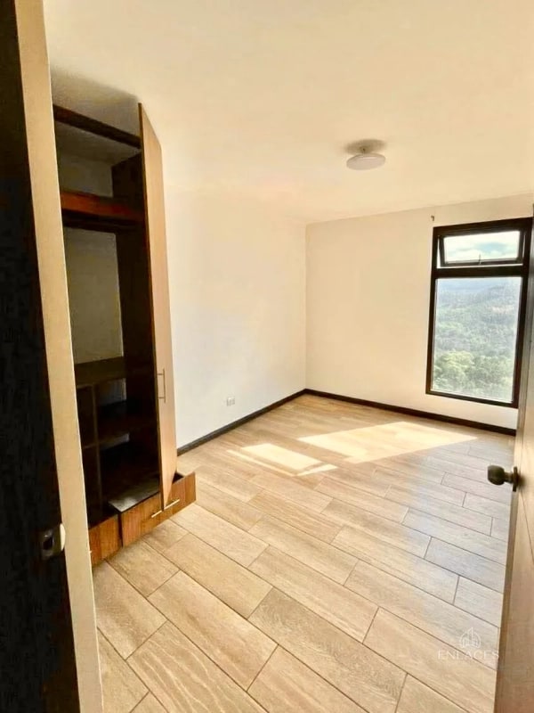 Zona 16 • Apartamento en Renta • Edificio Nagano - 1