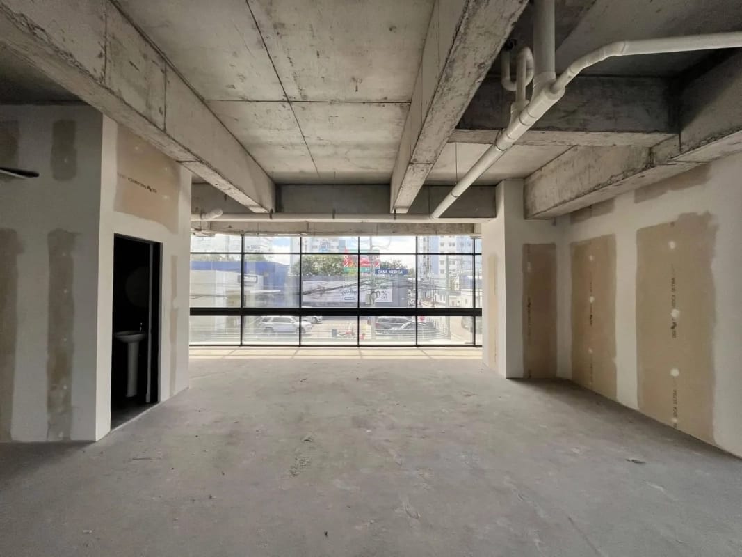 ESPACIO PARA CLINICA u OFICINA EN RENTA RENOVATI ZONA 10 — Clínica en Alquiler en Zona 10, Guatemala, Ciudad — foto 9 de 9