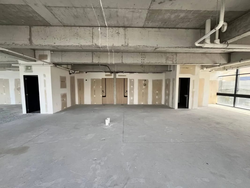 ESPACIO PARA CLINICA u OFICINA EN RENTA RENOVATI ZONA 10 — Clínica en Alquiler en Zona 10, Guatemala, Ciudad — foto 5 de 9