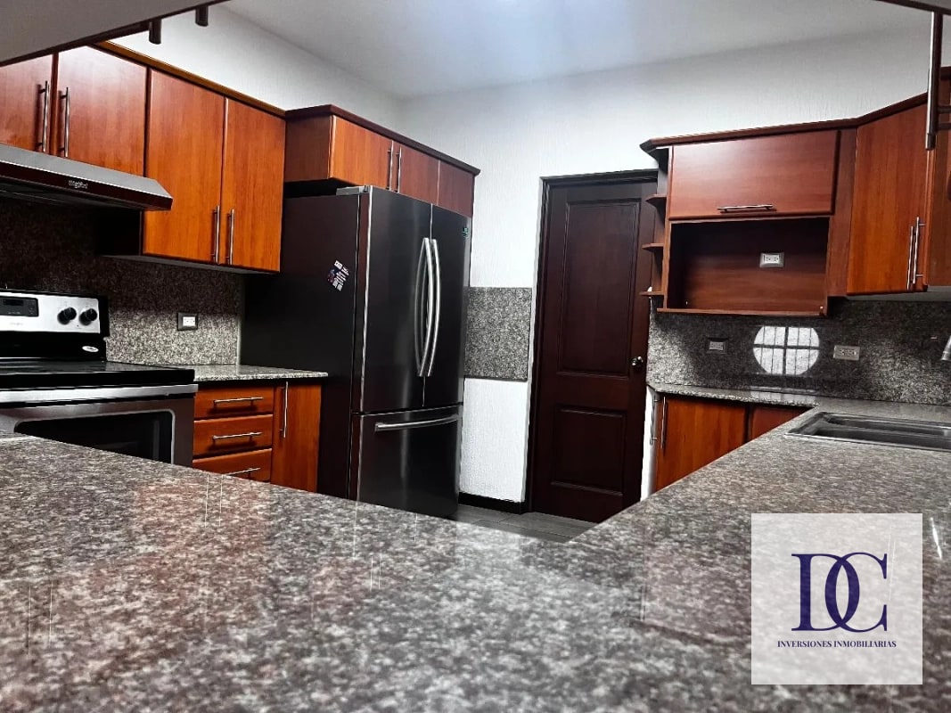 📍 CASA EN RENTA – COLONIA ELGIN II | ZONA 13 - 14