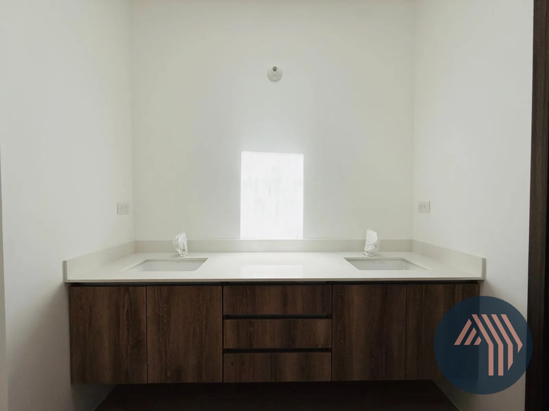 VENTA DE CASAS PARA ESTRENAR - TRIVENTO, KM 18.5 CES - 16