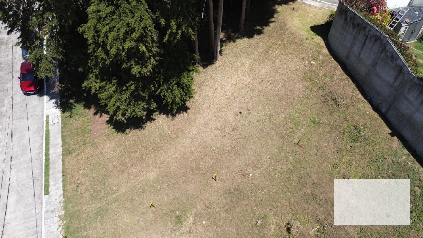 Terreno en venta en residencial Los Manantiales carretera a San José Pinula — Terreno en Venta en Los Manantiales, Carretera a El Salvador, Guatemala, Ciudad — foto 1 de 4