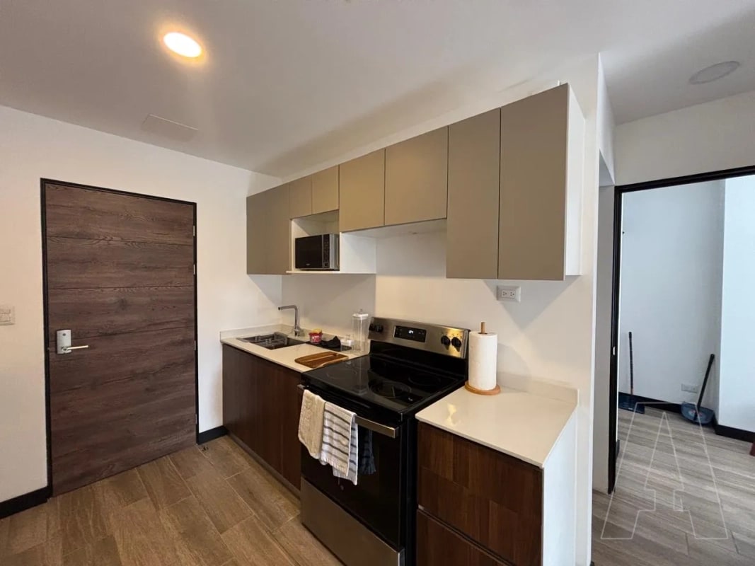 APARTAMENTO EN RENTA SENSETI 10 — Apartamento en Alquiler en Zona 10, Guatemala, Ciudad — foto 12 de 16