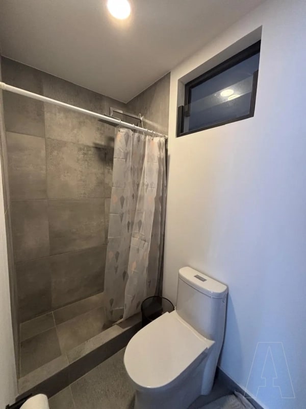 APARTAMENTO EN RENTA SENSETI 10 — Apartamento en Alquiler en Zona 10, Guatemala, Ciudad — foto 10 de 16