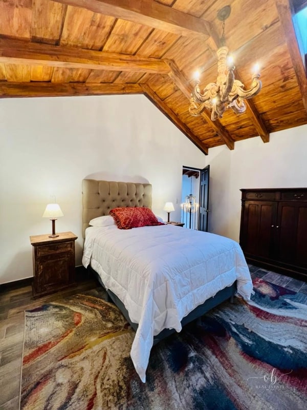 Casa en venta(amueblada) - Casco del Cerro - Antigua Guatemala - 5