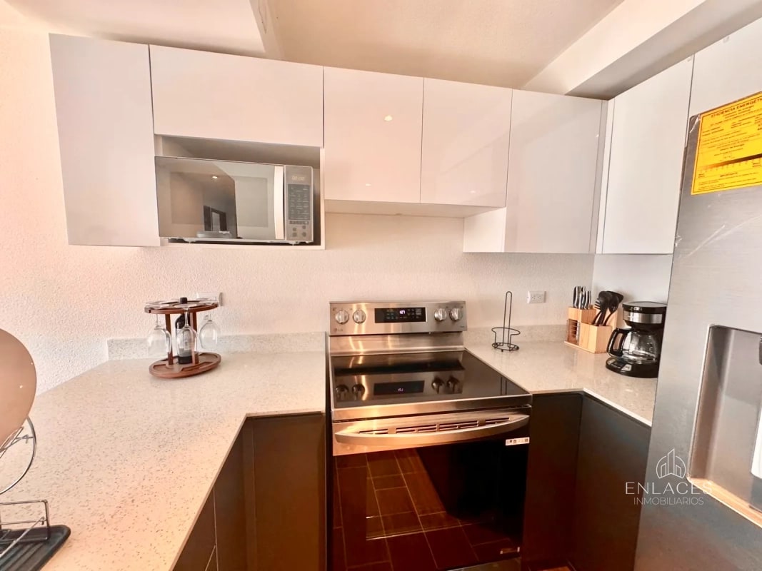 Zona 7 • Apartamento Amueblado en Venta • Parque Mateo - 15