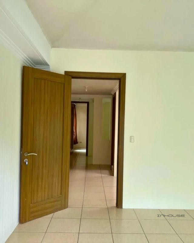 CASA EN VENTA EN SAN JOSE PINULA DENTRO DE CONDOMINIO (copia) — Casa en Venta en San José Pinula, Carretera a El Salvador, Guatemala, Ciudad — foto 4 de 13