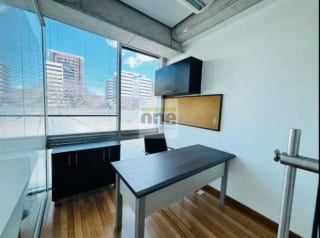 Zona 10 Edificio Platina oficina amueblada de 130 mts — Oficina en Alquiler en Zona 10, Guatemala, Ciudad — miniatura 7 de 10