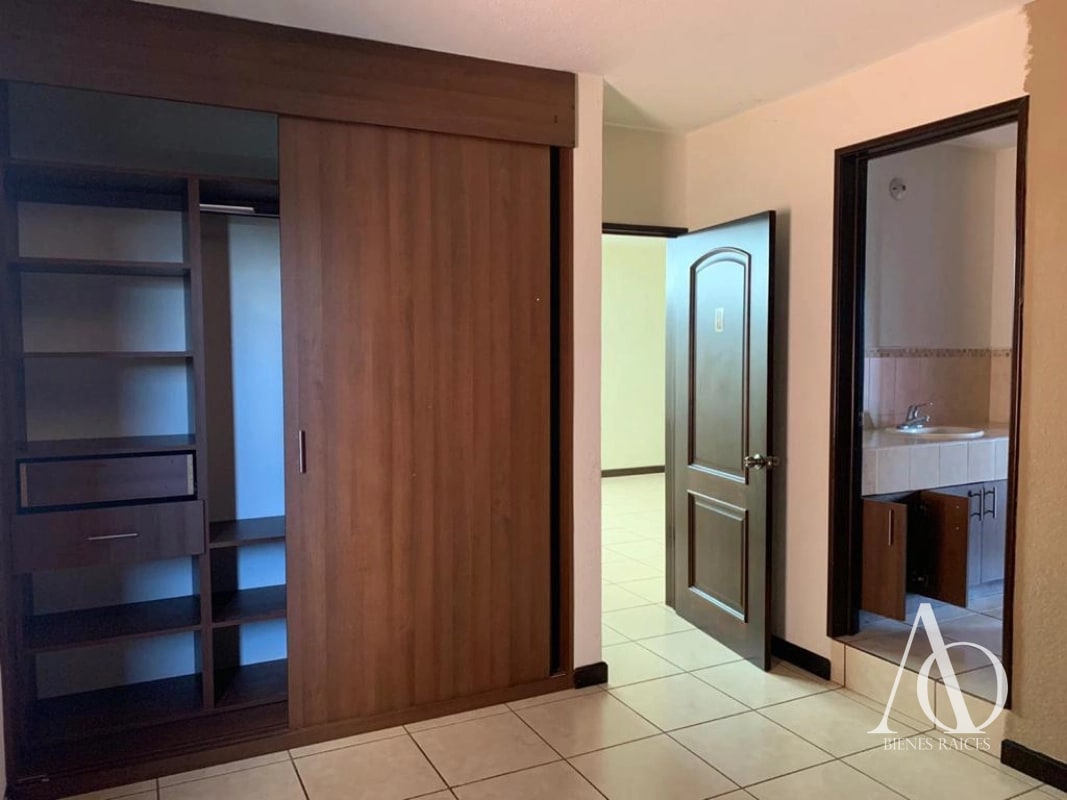 Casa en Venta en Portal de San Isidro 3, zona 16 / EN DIRECTO - 5