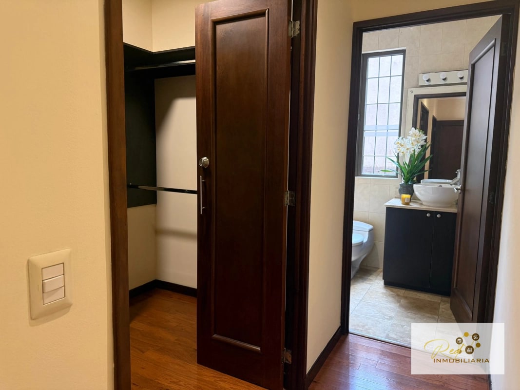 🏡 APARTAMENTO DE LUJO EN VENTA,EN PLENUM ZONA 14 - 1