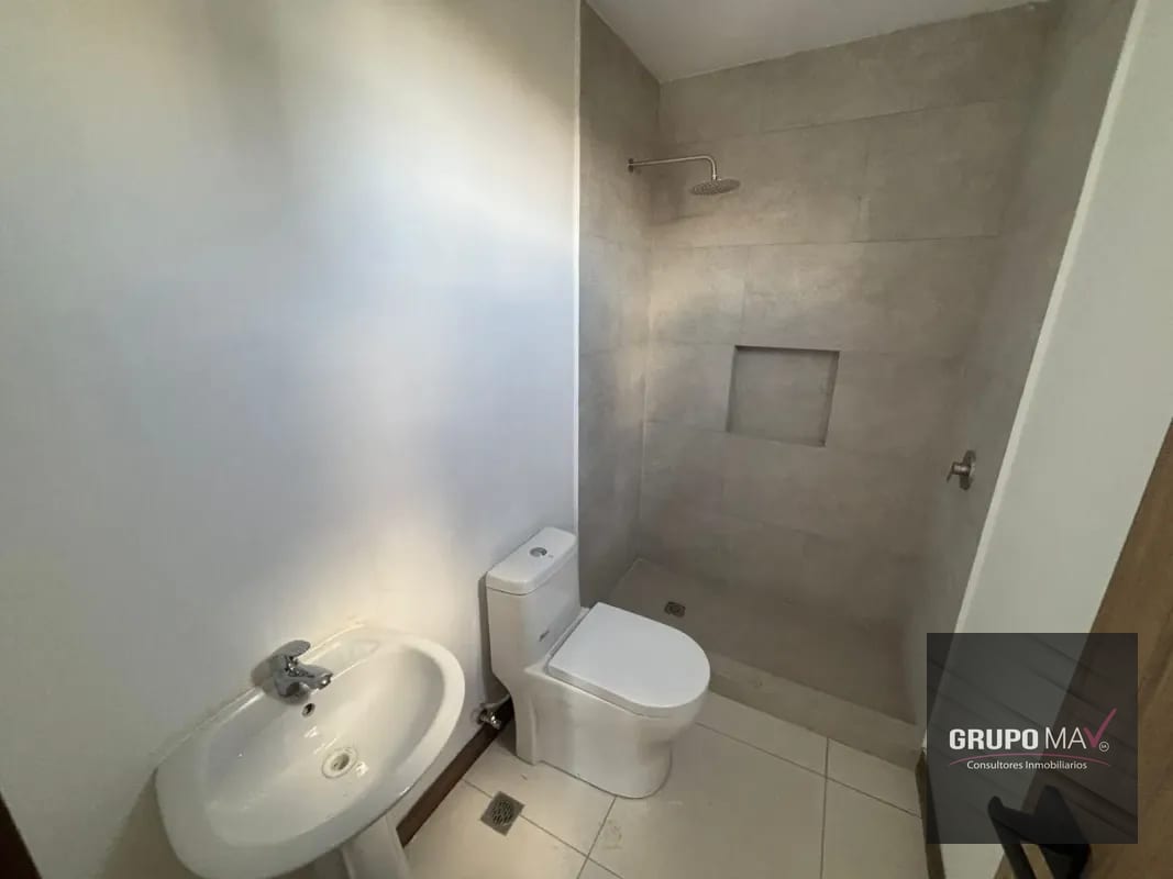 Apartamento Zona 15 Vila Quince — Apartamento en Venta en Vila Quince, Zona 15, Guatemala, Ciudad — foto 3 de 11
