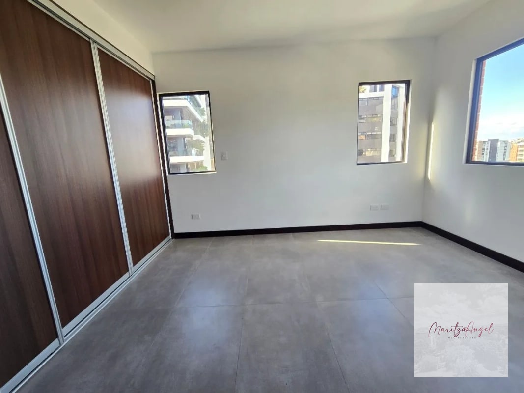 RENTA DE APARTAMENTO EN ZONA 15 - 6
