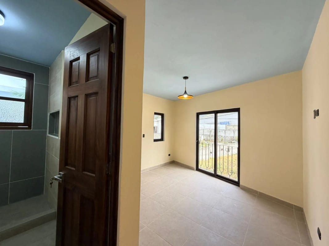 CASA NUEVA EN VENTA EN VISTAS DE FLORENCIA SANTO TOMAS MILPAS ALTAS — Casa en Venta en Santo Tomás Milpas Altas, Sacatepéquez — foto 3 de 4