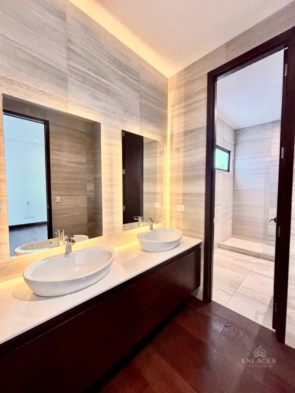 Zona 14 • Apartamento en Renta/Venta • Edificio Echo - 6