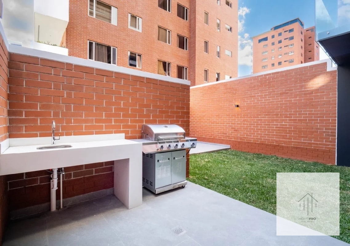 Apartamento con jardín en renta en zona 10 — Apartamento en Alquiler en Casa Ignacio, Zona 10, Guatemala, Ciudad — foto 7 de 14