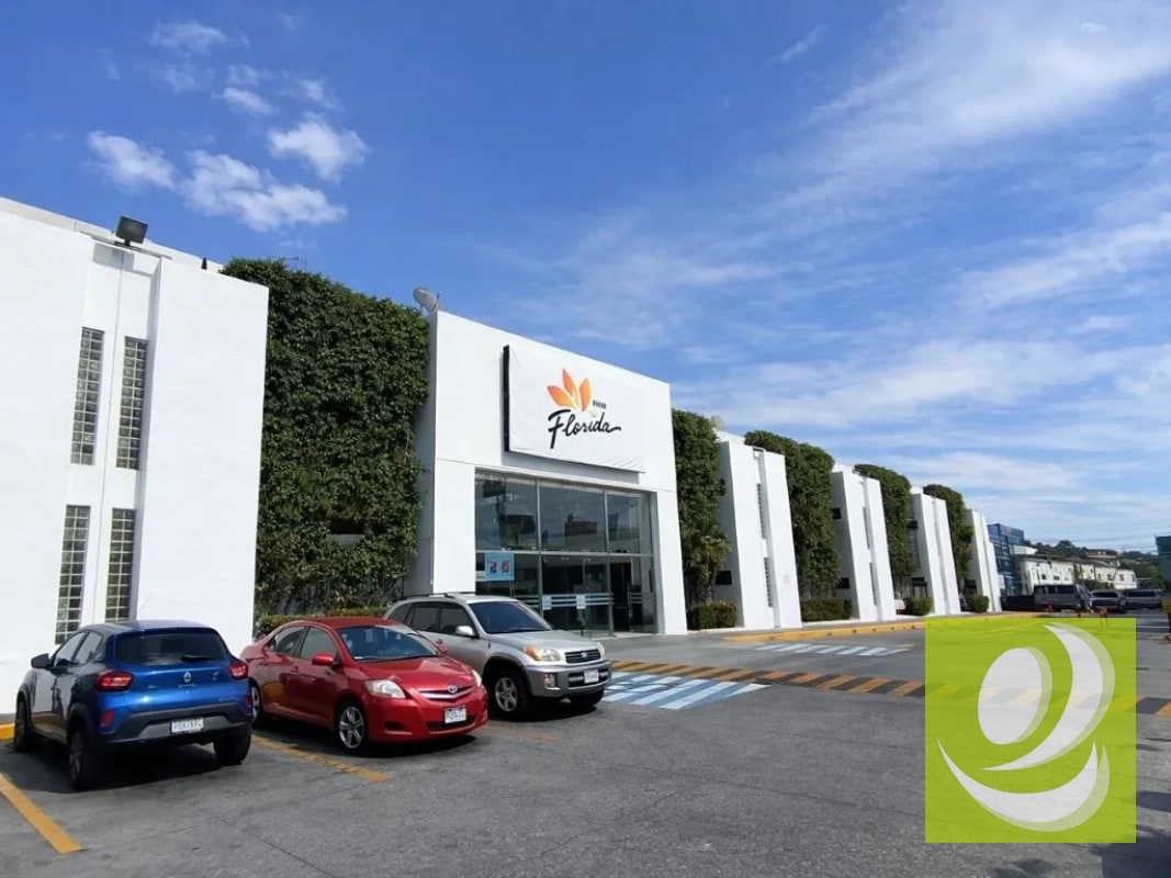 Local comercial en Renta en Plaza Florida zona 7 Mixco - 2