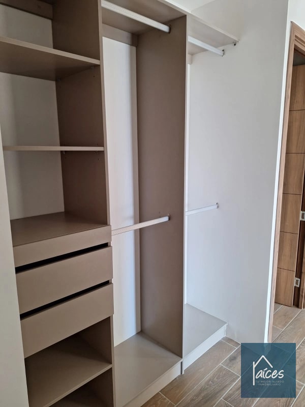 APARTAMENTO EN VENTA ZONA 14 (*20) - 10