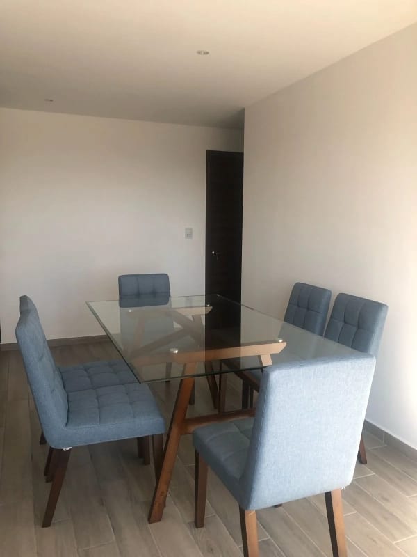 Apartamento  amueblado en Renta en zona 10 — Apartamento en Alquiler en Parque 10, Zona 10, Guatemala, Ciudad — foto 3 de 11