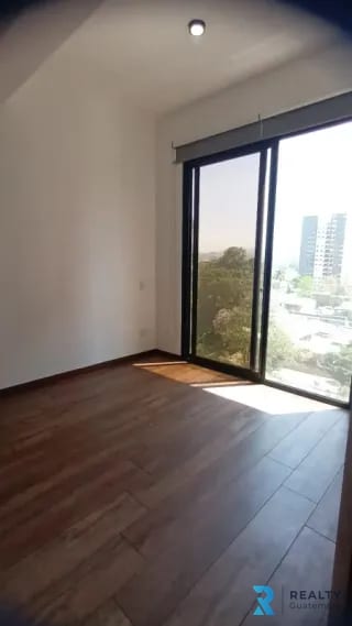 RENTO APARTAMENTO ZONA 10, MORETTI — Apartamento en Alquiler en Moretti, Zona 10, Guatemala, Ciudad — miniatura 10 de 10