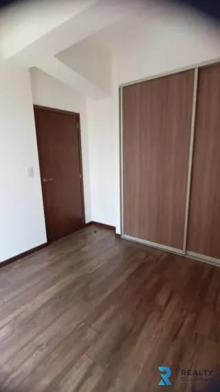RENTO APARTAMENTO ZONA 10, MORETTI — Apartamento en Alquiler en Moretti, Zona 10, Guatemala, Ciudad — miniatura 7 de 10