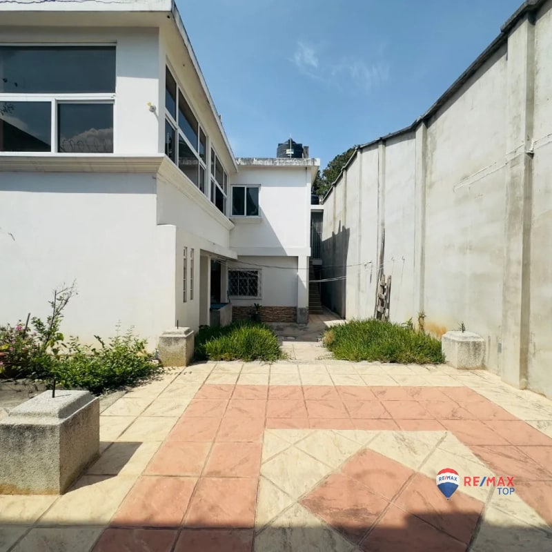 ZONA 1, CASA EN VENTA O RENTA  IDEAL PARA COMERCIAL O RESIDENCIAL - 2