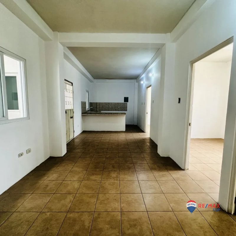 ZONA 1, CASA EN RENTA IDEAL P/COMERCIAL O RESIDENCIAL - 3