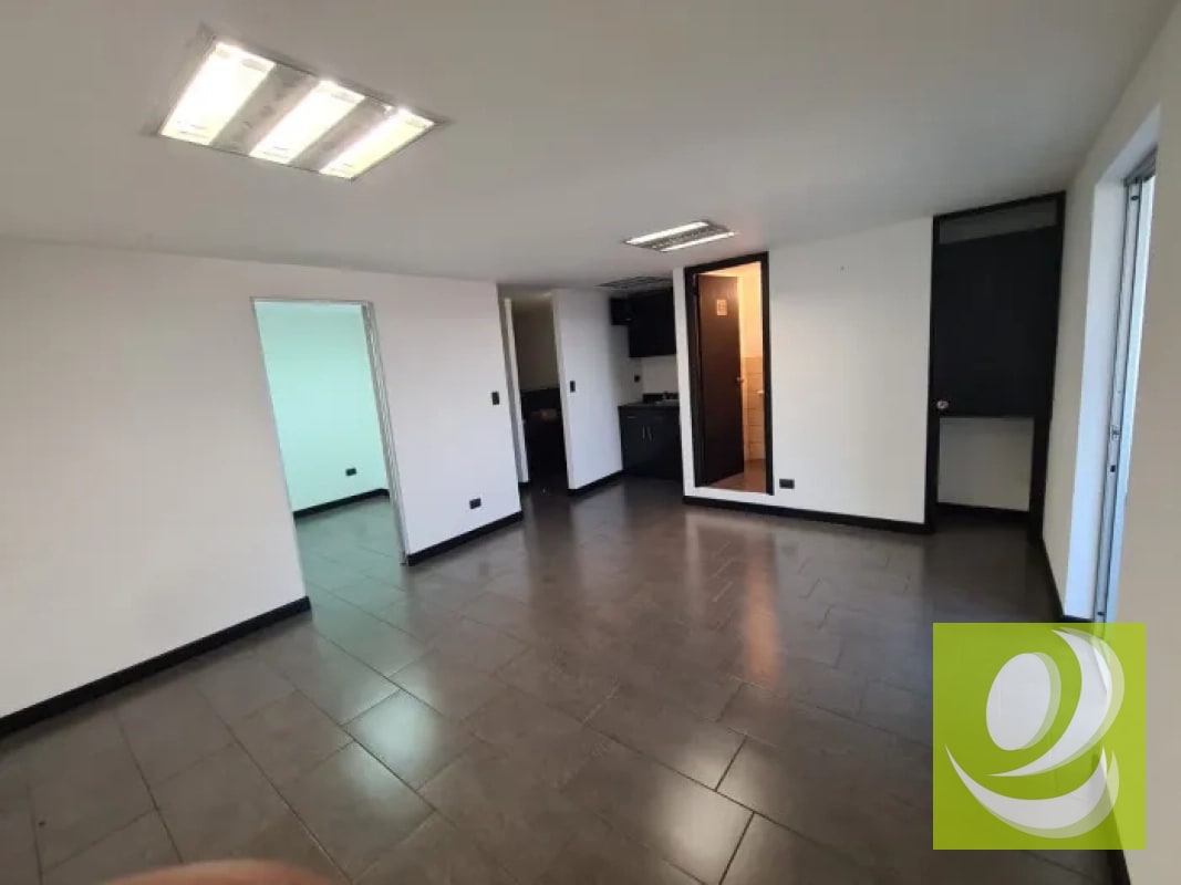 Oficina en Renta Edificio Géminis 10 - 1