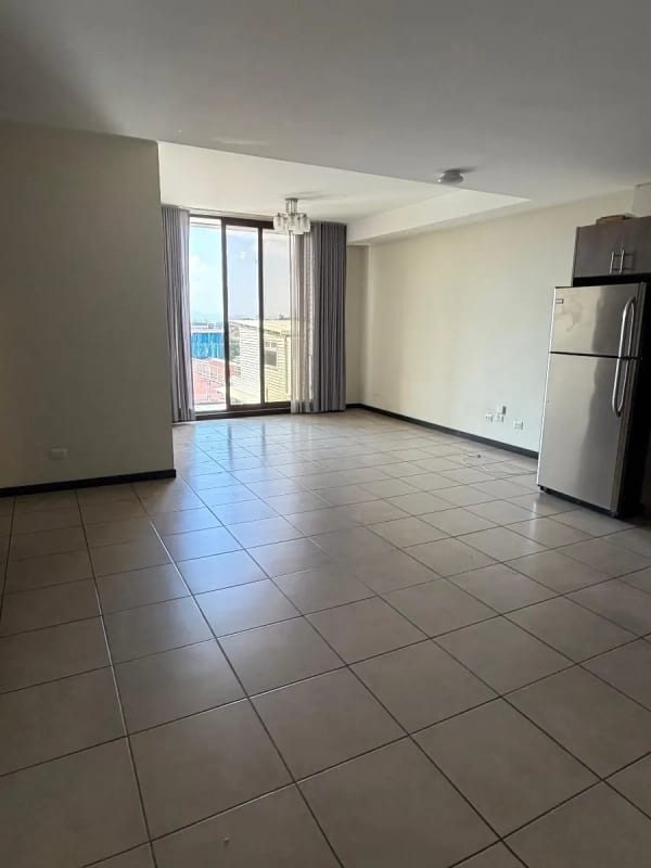Rento apartamento Torre Barcelona Zona 9 — Apartamento en Alquiler en Torre Barcelona, Zona 9, Guatemala, Ciudad — foto 5 de 12