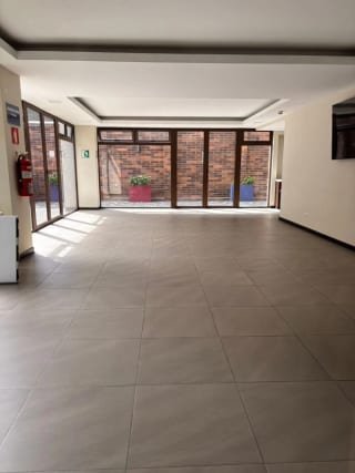 Rento apartamento Torre Barcelona Zona 9 — Apartamento en Alquiler en Torre Barcelona, Zona 9, Guatemala, Ciudad — miniatura 2 de 12