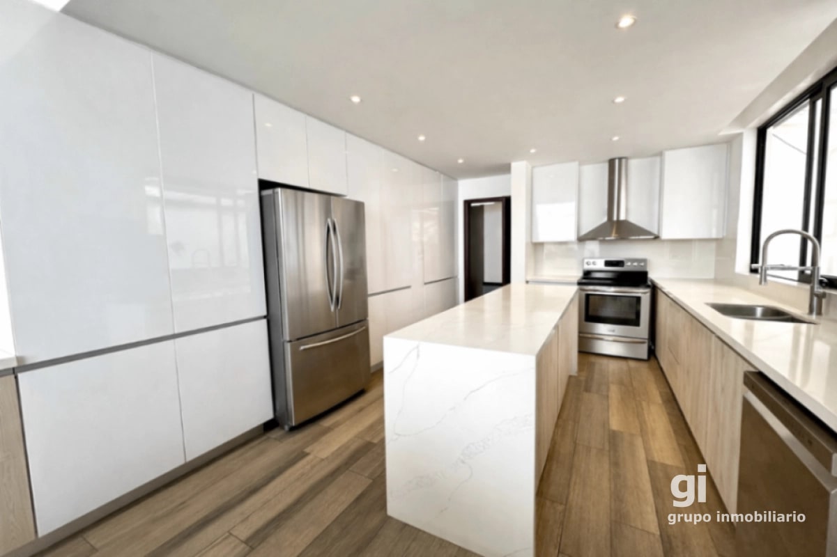 Casa en venta en Santa Rosalía con excelente distribución, jardín y pozo propio - 6
