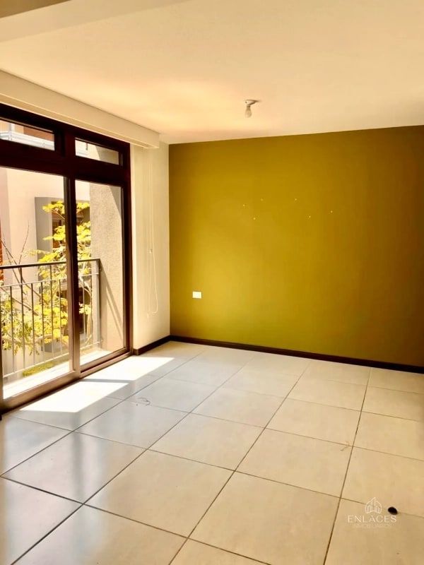 Zona 4 Mixco • Casa en Renta • Condado El Naranjo, Mérida - 12