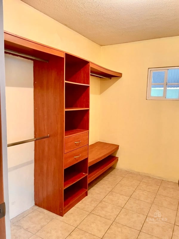 Zona 4 Mixco • Casa en Renta • Condominio El Barrio San Nicolás - 12