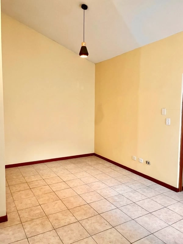 Zona 4 Mixco • Casa en Renta • Condominio El Barrio San Nicolás - 11