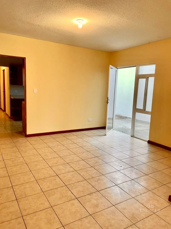 Zona 4 Mixco • Casa en Renta • Condominio El Barrio San Nicolás - 3