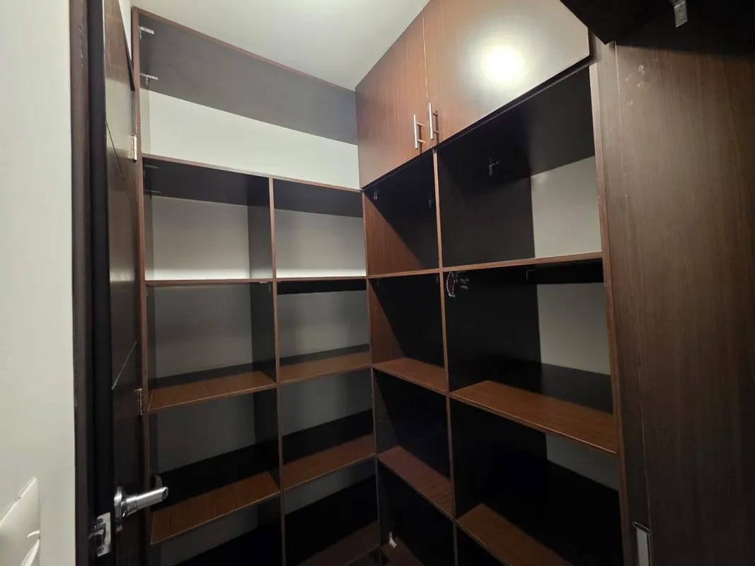 Apartamento en renta zona 10 — Apartamento en Alquiler en Verona, Zona 10, Guatemala, Ciudad — foto 8 de 16