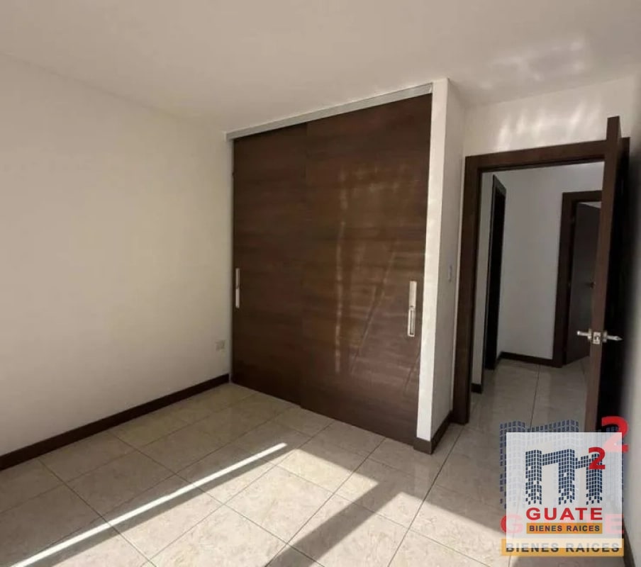 Casa en condominio en Renta, Zona 16 - 6