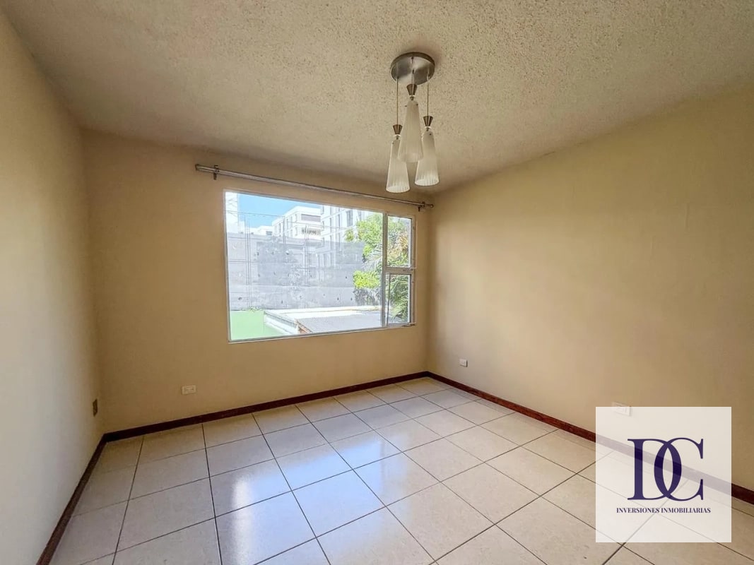 📍 CASA EN VENTA – CAÑADAS DE ELGIN | ZONA 13 - 12