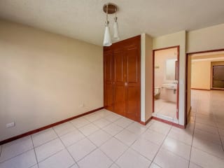 📍 CASA EN VENTA – CAÑADAS DE ELGIN | ZONA 13 — Casa en Venta en cañadas de elgin, Zona 13, Guatemala, Ciudad — miniatura 9 de 17