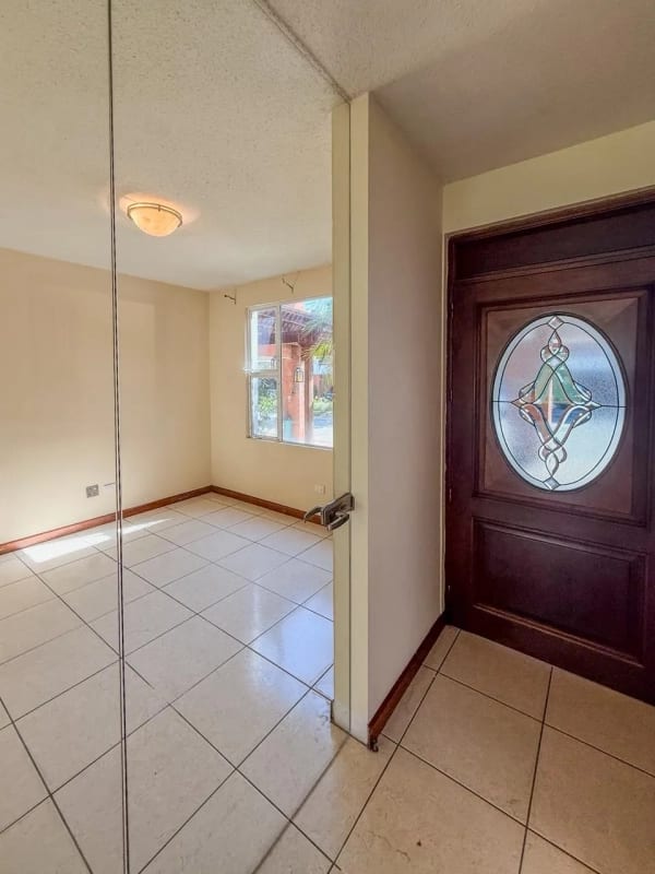 📍 CASA EN VENTA – CAÑADAS DE ELGIN | ZONA 13 — Casa en Venta en cañadas de elgin, Zona 13, Guatemala, Ciudad — foto 6 de 17