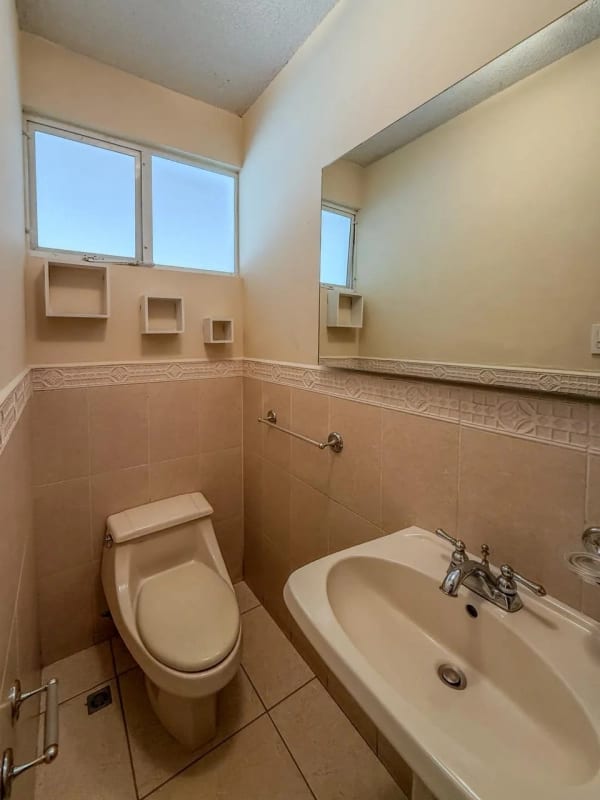 📍 CASA EN VENTA – CAÑADAS DE ELGIN | ZONA 13 — Casa en Venta en cañadas de elgin, Zona 13, Guatemala, Ciudad — foto 4 de 17
