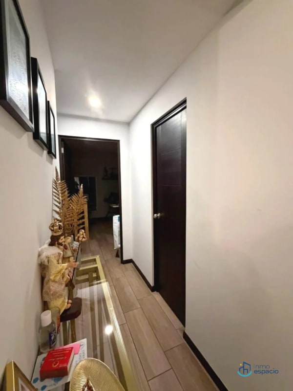 Apartamento en venta en Edificio Sakai, Calzada Roosevelt - 1