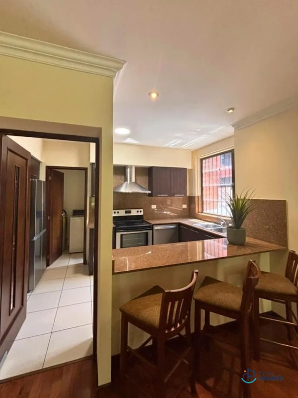 Apartamento en venta o alquiler en Edificio Plenum, 5ta Avenida Zona 14 - 11