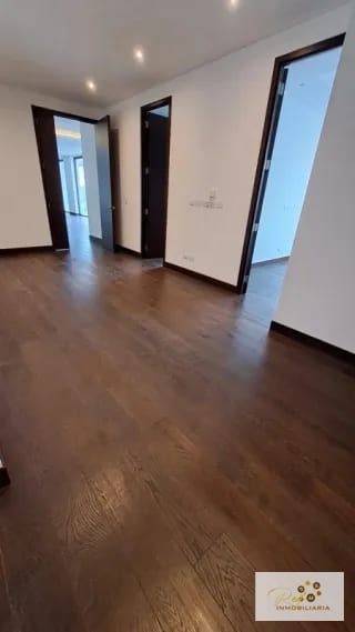 APARTAMENTO DE LUJO EN VENTA  📍 Edificio Echo – Zona 14 — Apartamento en Venta en Echo, Zona 14, Guatemala, Ciudad — miniatura 15 de 15