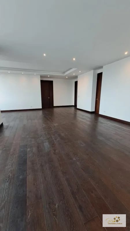 APARTAMENTO DE LUJO EN VENTA  📍 Edificio Echo – Zona 14 — Apartamento en Venta en Echo, Zona 14, Guatemala, Ciudad — foto 8 de 15