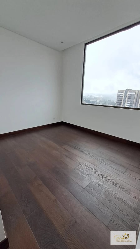 APARTAMENTO DE LUJO EN VENTA  📍 Edificio Echo – Zona 14 - 4