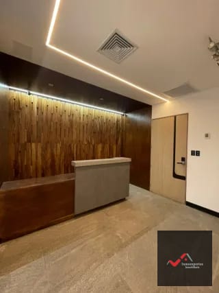 OFICINA EN RENTA ZONA 10 EDIFICIO RENOVATI  — Oficina en Alquiler en Zona 10, Guatemala, Ciudad — miniatura 8 de 8