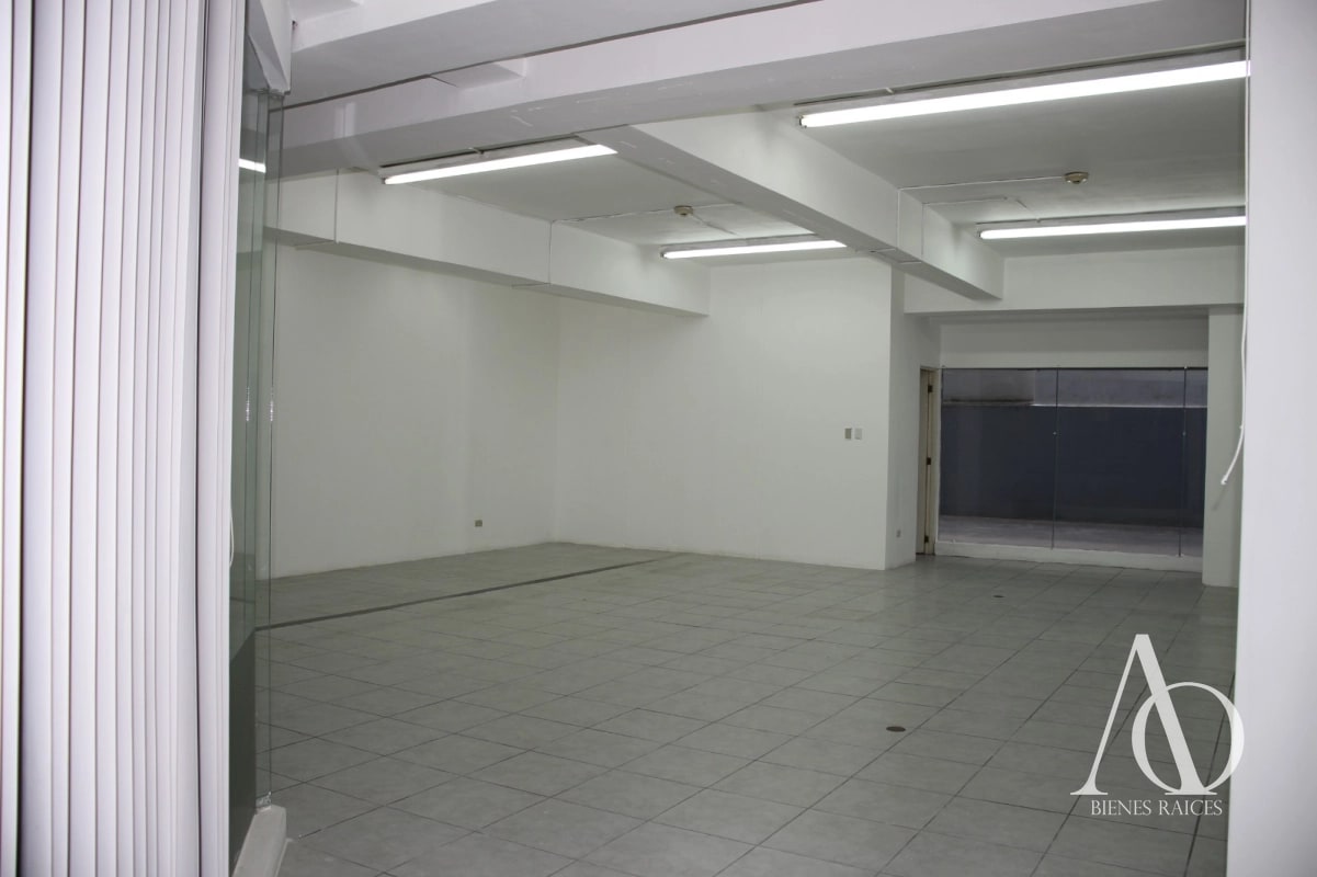 Local en Alquiler Edificio Murano Center, zona 10 N1 / EN DIRECTO - 10