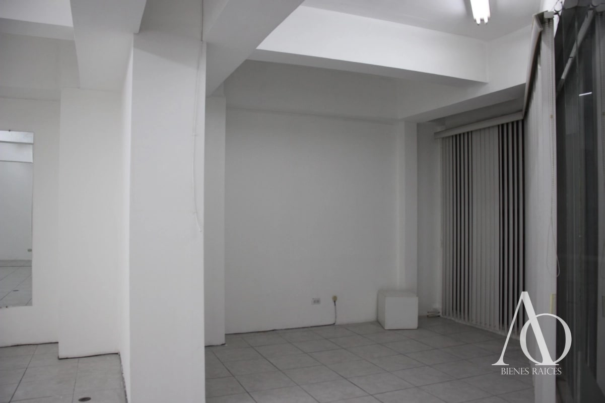 Local en Alquiler Edificio Murano Center, zona 10 N1 / EN DIRECTO - 7